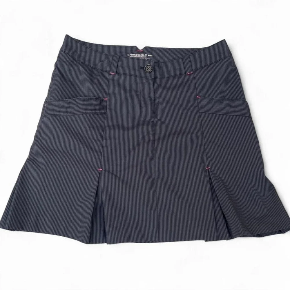 Nike grey pin striped golf skort‎